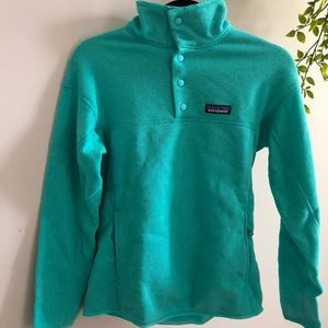 Women’s XS light blue Patagonia pullover